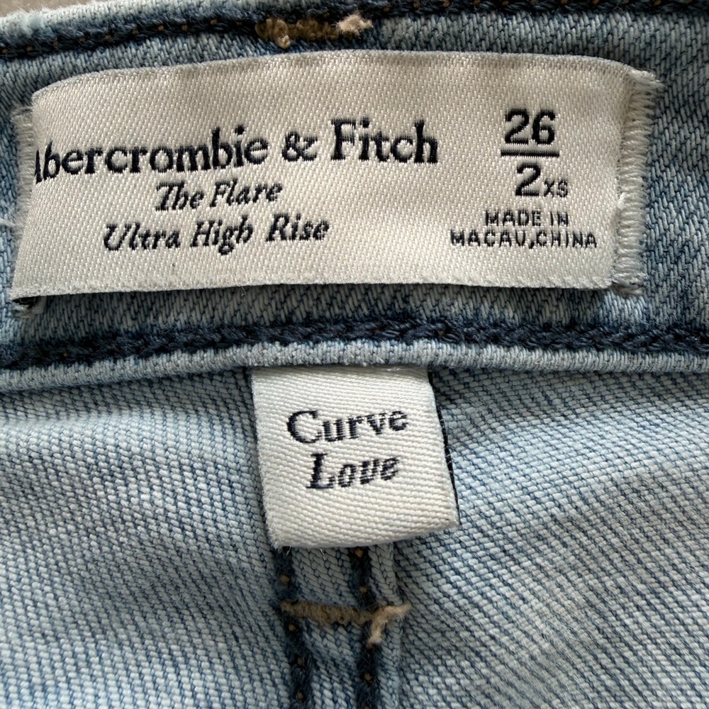 Abercrombie & Fitch Light Blue Flare Jeans- high rise, size 26. Bell bottoms - Picture 11 of 13